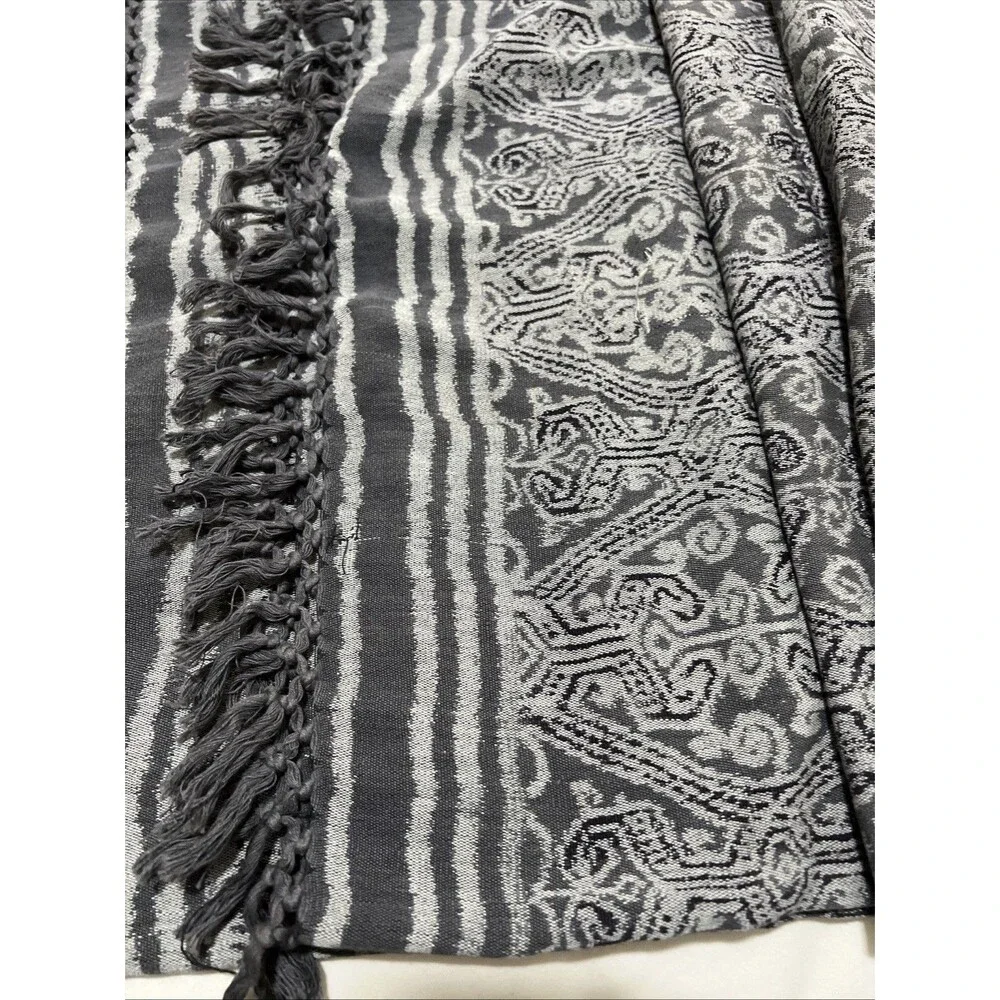 Handmade Scarf Shawl Woven Indonesia Large 46x82 Gray Cotton Wrapsody California